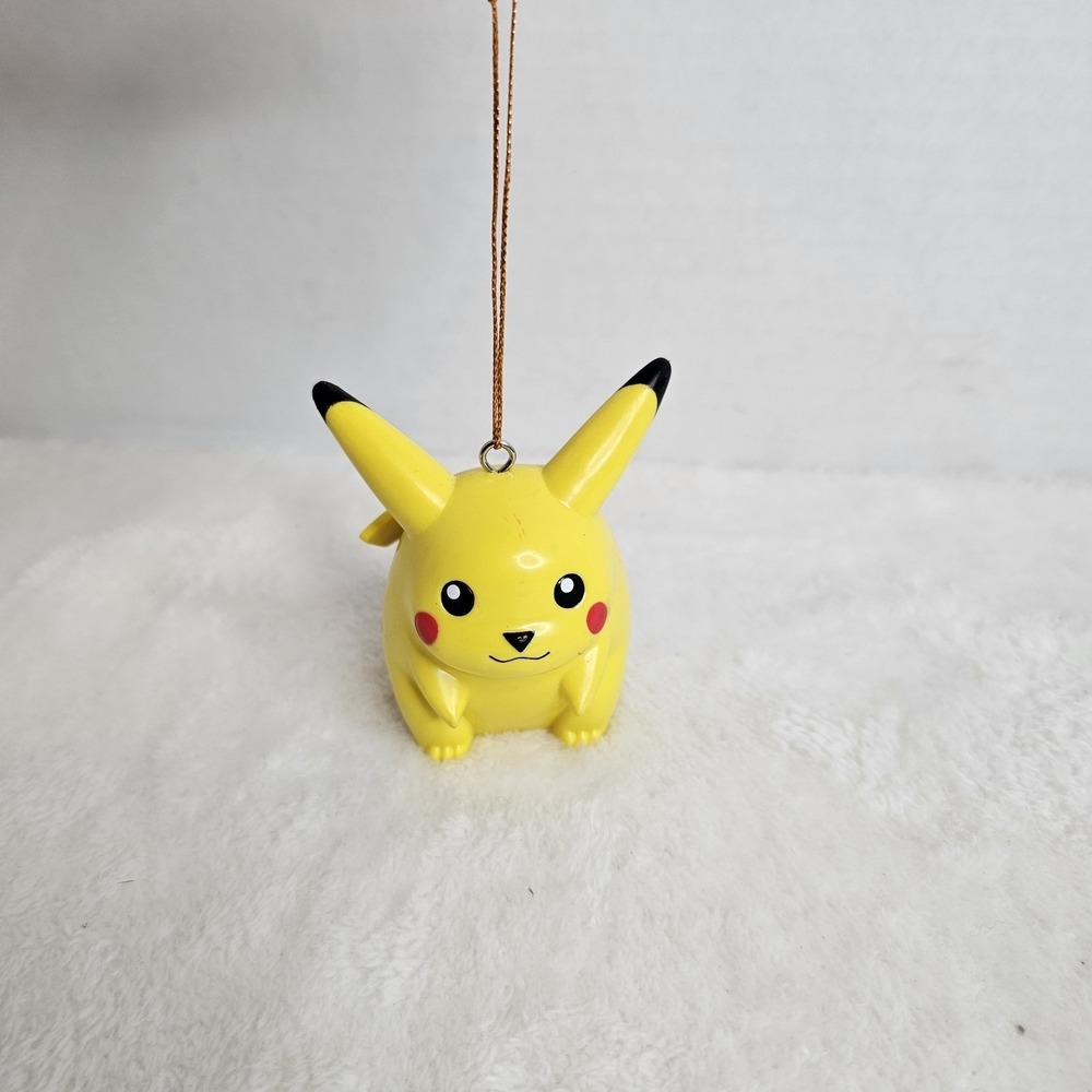 Official Nintendo Pokemon Pikachu Ornament Figure 1999 - Used*